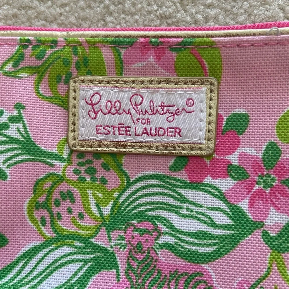 Lilly Pulitzer for Estée Lauder new make up bag